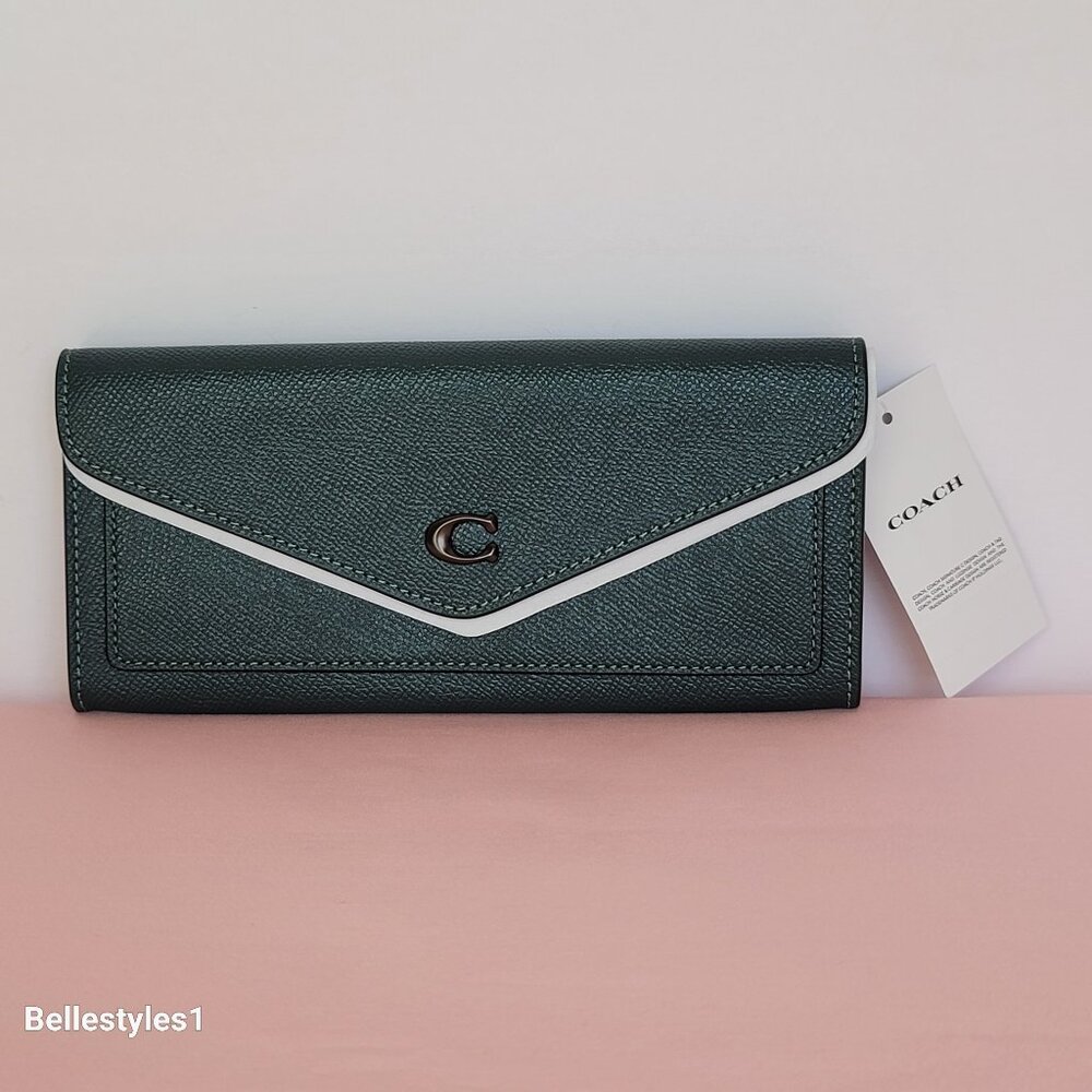 COACH Wyn Envelope Crossgrain Leather Large Wallet- Forest color⭐ - Picture 2 of 16